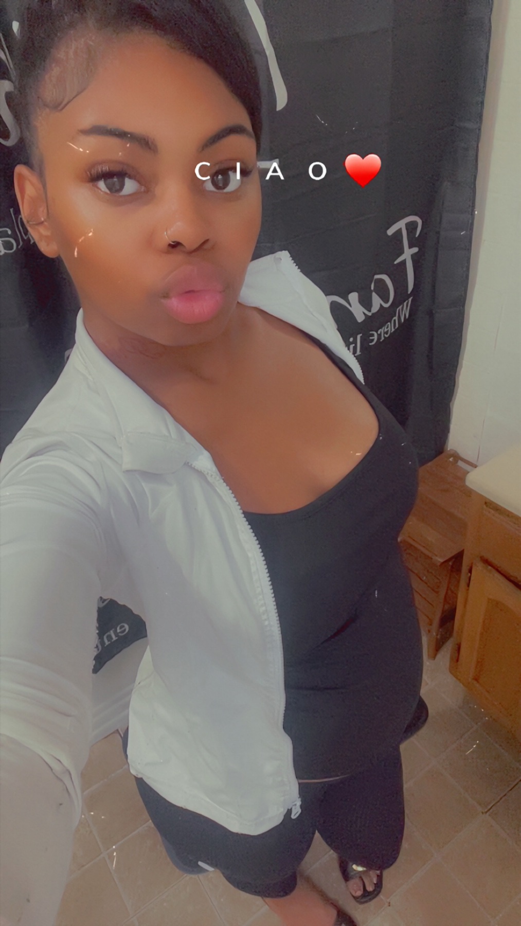 Iyanna photo 4